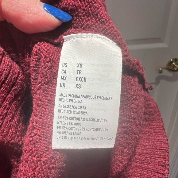 American Eagle ladies hooded sweater - Picture 4 of 4